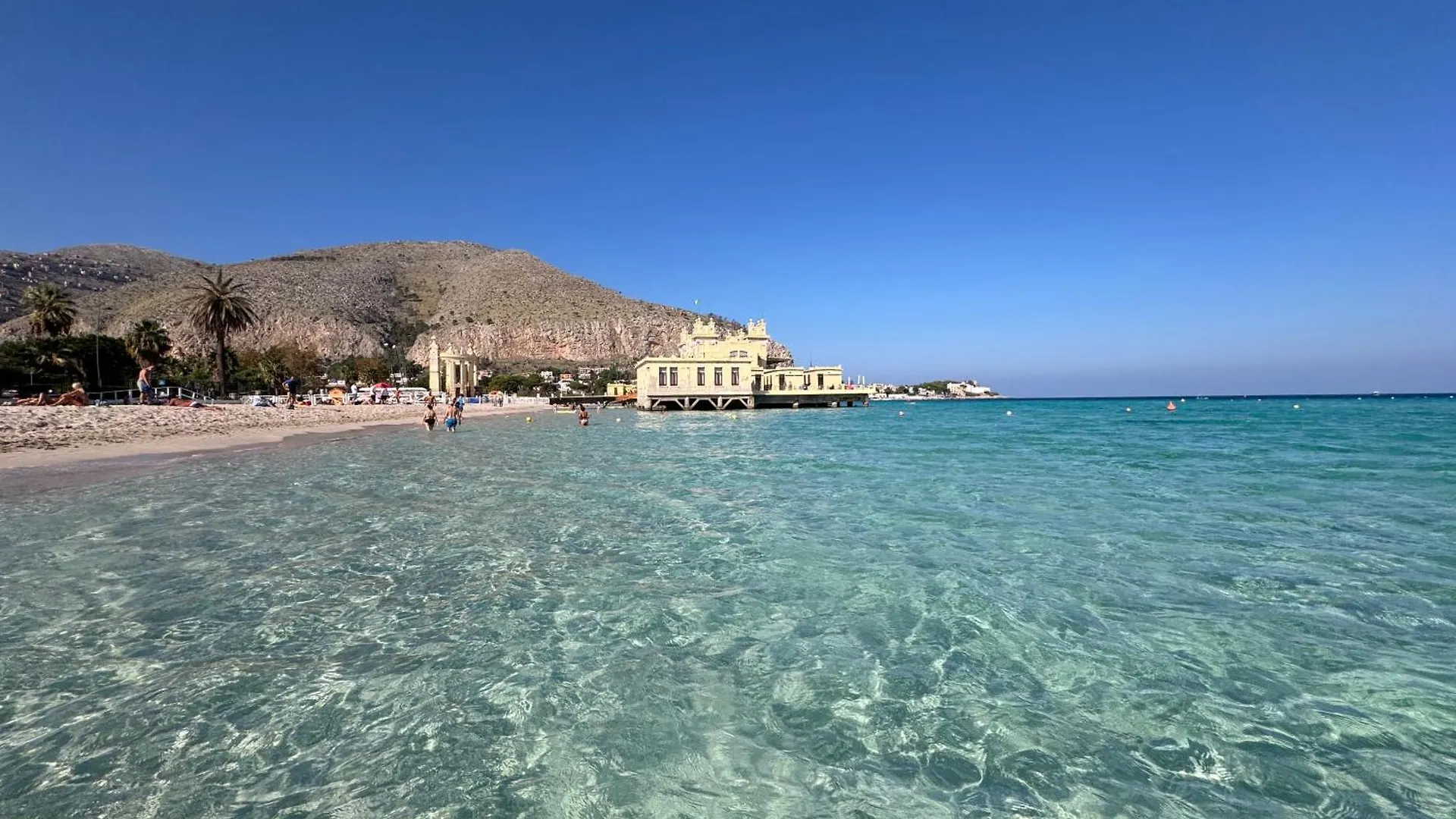 Mondello Cottage شقة